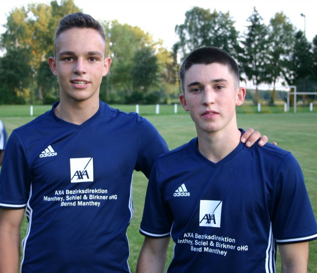 SG Neukirchen/Rö gewinnt Nachbarschaftsderby