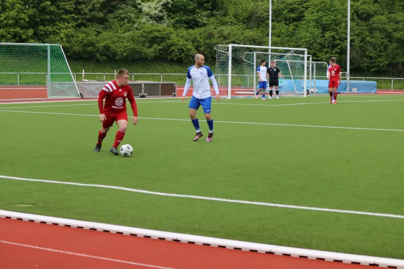 Zweites SG Neukirchen/Röllshausen -Team bleibt auf Kurs Tabellenspitze KLA