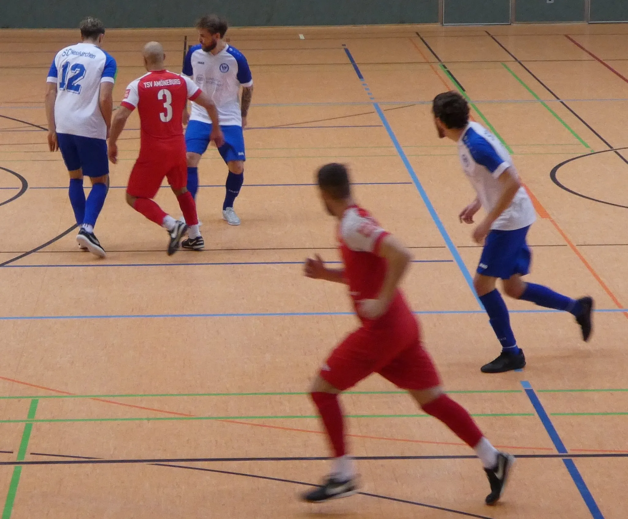 Weitere Fußball-Hallenturniere der SG Neukirchen/Röllshausen Senioren