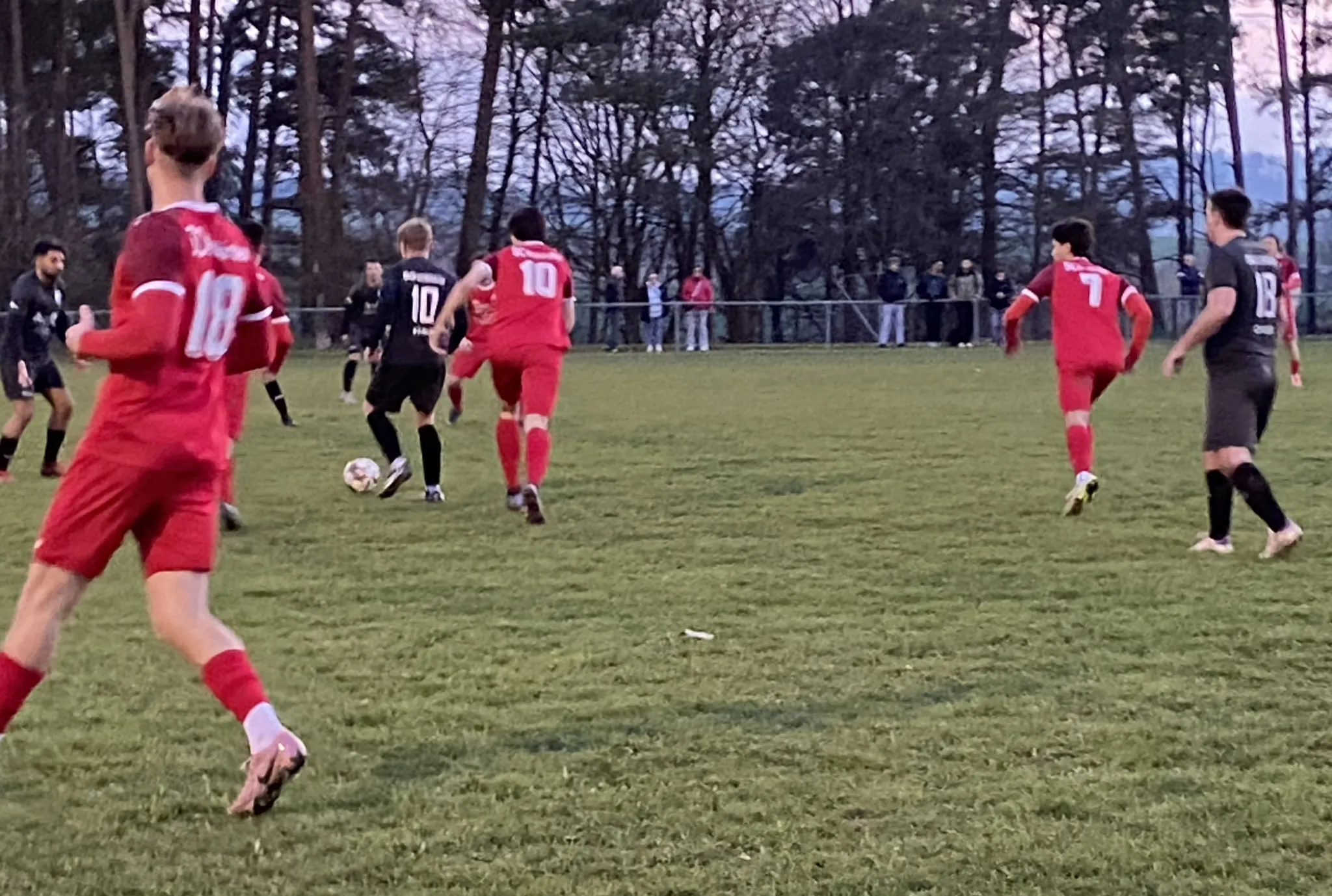 Zweites SG -Team gewinnt Schwälmer Nachbarschafts-Derby in Wasenberg