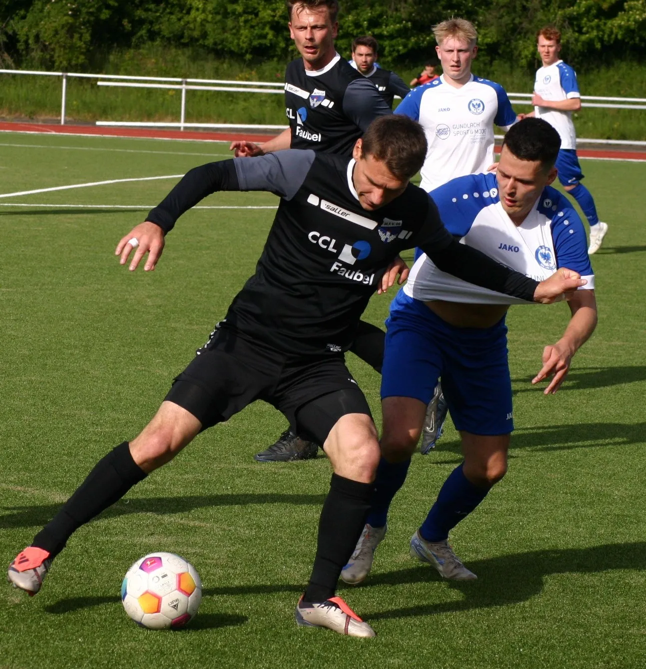 Zweite Mannschaft gewinnt klar gegen Landsburg und behauptet Platz 1 in der KLA