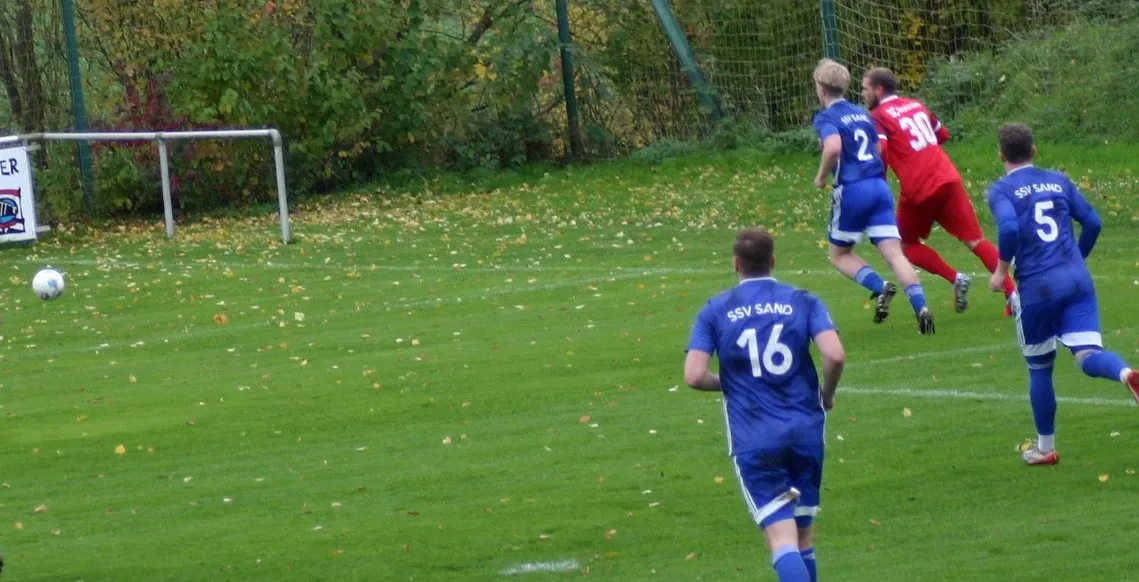 SAMSTAG: Erste Mannschaft im Steinwaldstadion gegen SSV Sand
